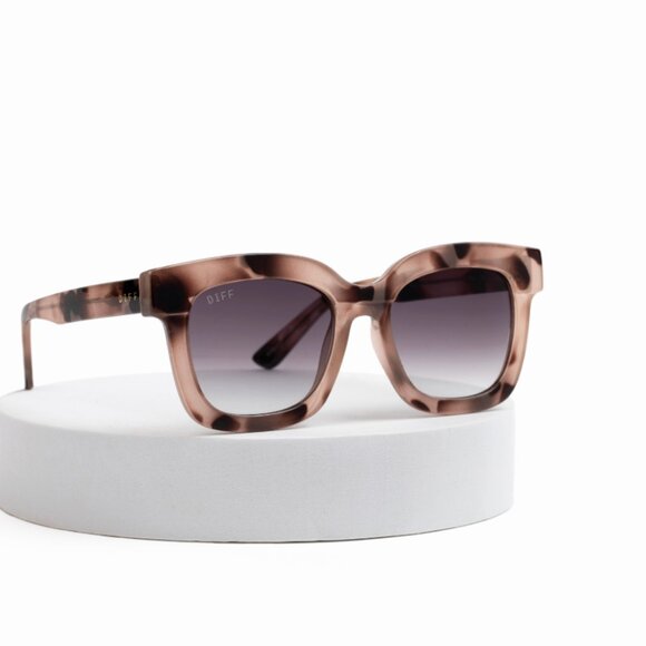 Diff Eyewear Accessories - Diff Eyewear - Makay Sunglasses- Cream Tortoise & Grey Gradient